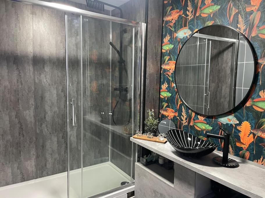 The Exclusive Jacuzzi Apartment برمنغهام المظهر الخارجي الصورة